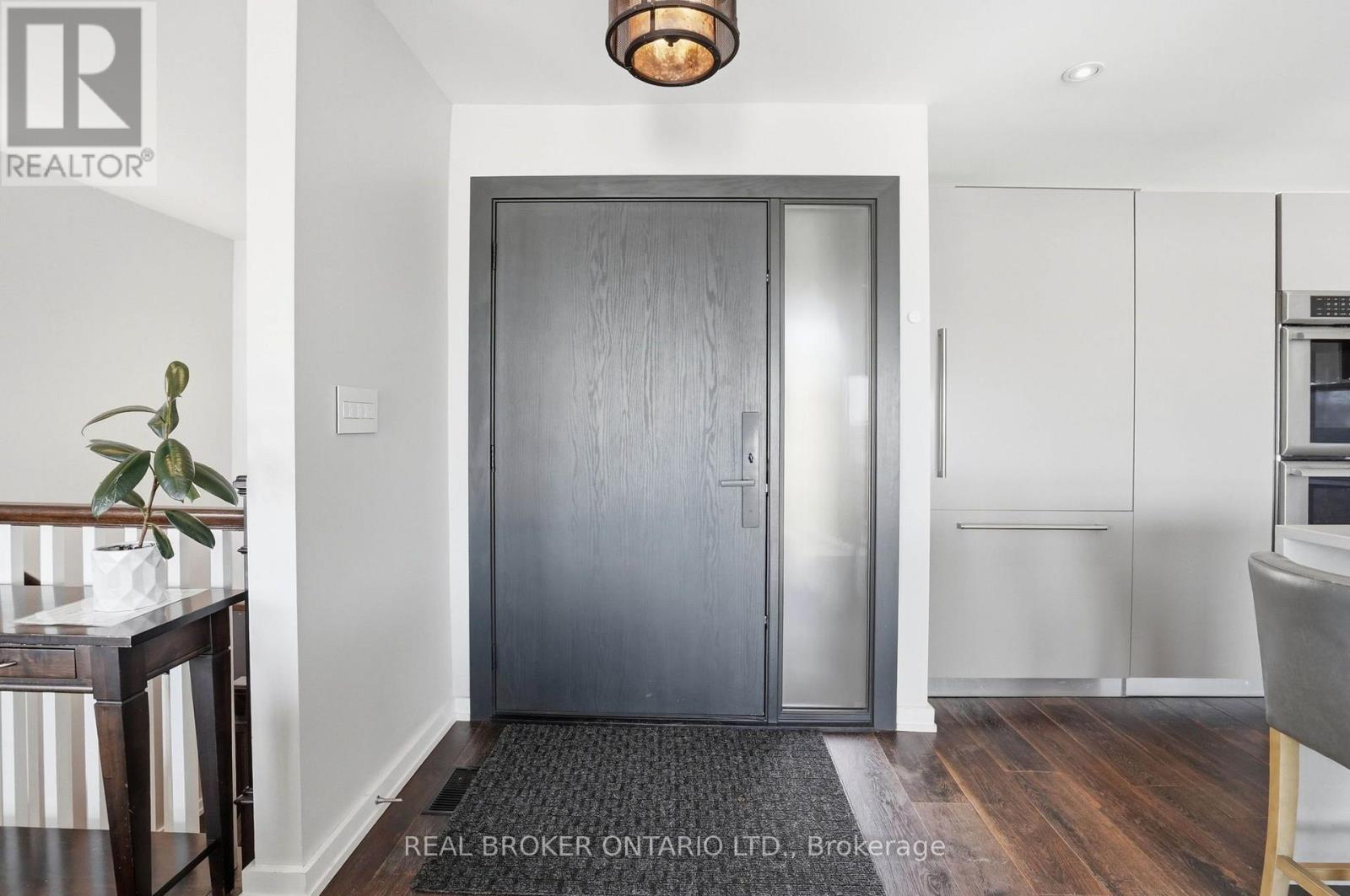 Photo of 868 DANFORTH PLACE