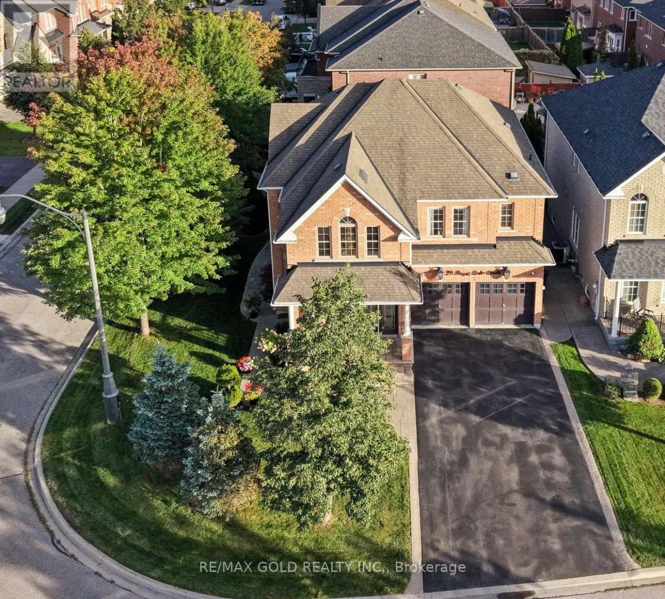 29 ROYAL LINKS CIRCLE, Brampton (Vales of Castlemore North) — photo 2