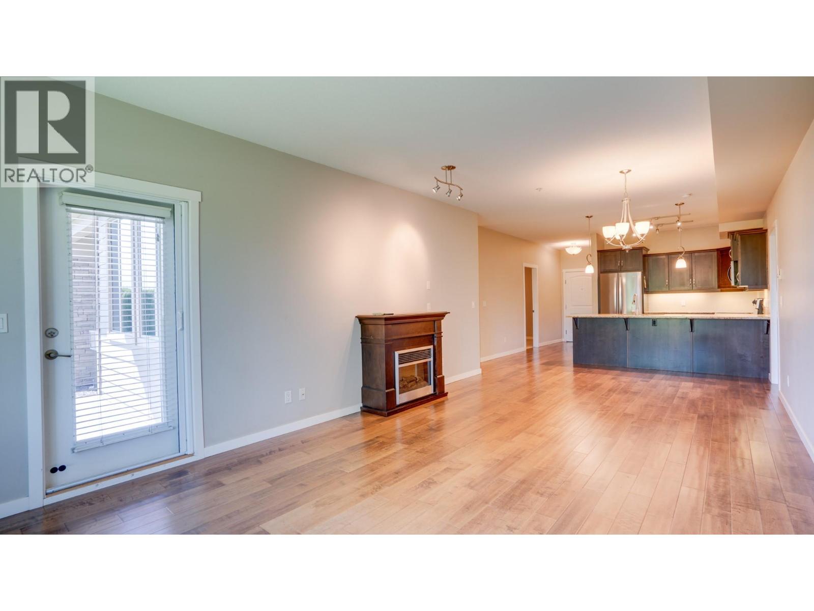 105 3735 Casorso Road, Kelowna