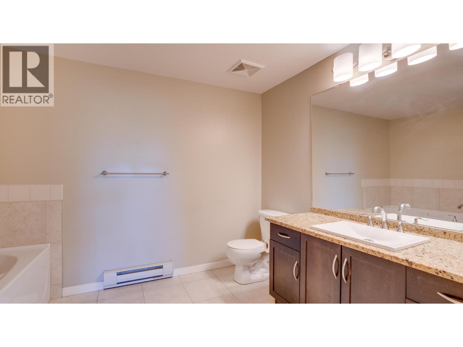 105 3735 Casorso Road, Kelowna