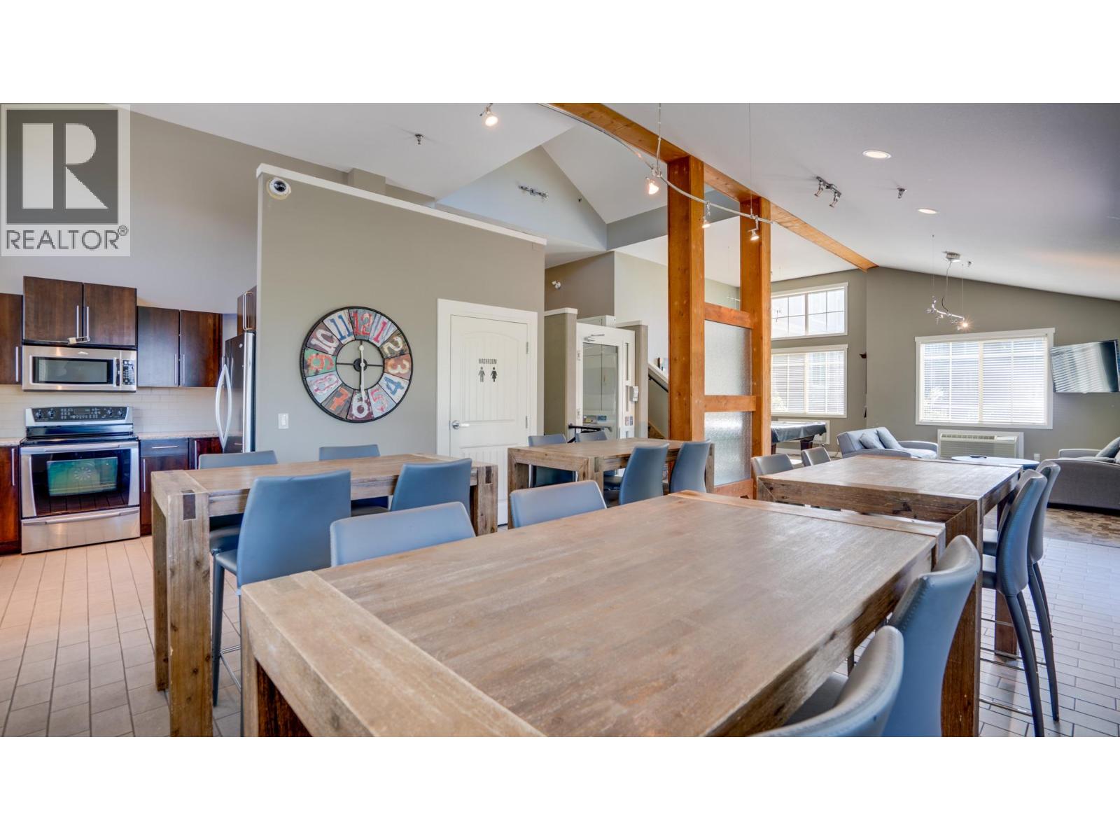 105 3735 Casorso Road, Kelowna