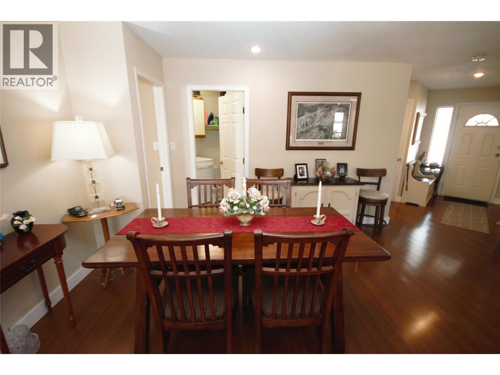 6446 MEADOWS Drive Unit# 14, Oliver