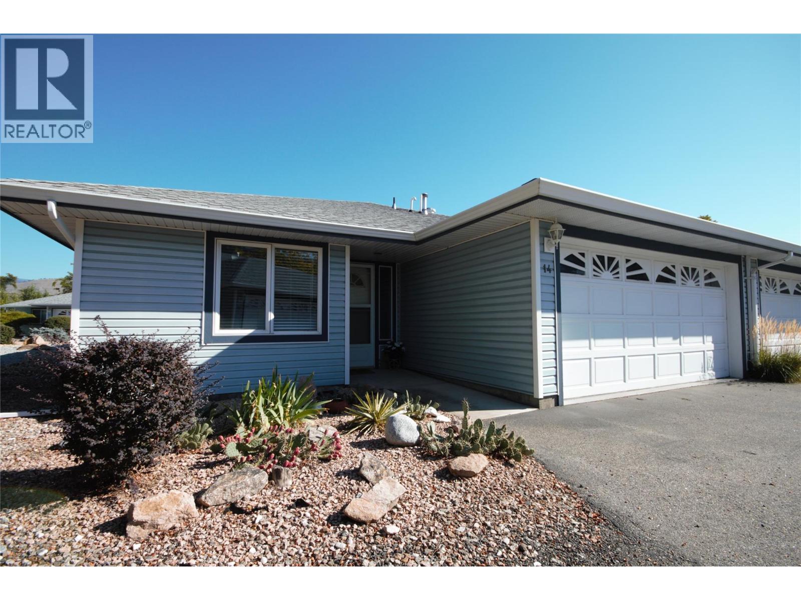 6446 MEADOWS Drive Unit# 14, Oliver