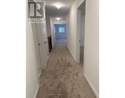 11 Sugar Trail E, Kitchener, ON N3A3E4 Photo 10