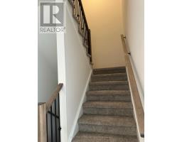 11 Sugar Trail E, Kitchener, ON N3A3E4 Photo 9