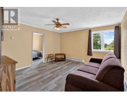 40 Godsells Road thumbnail 21