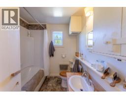 7568 High Country Road, Bridge Lake, BC V0K1X2 Photo 30