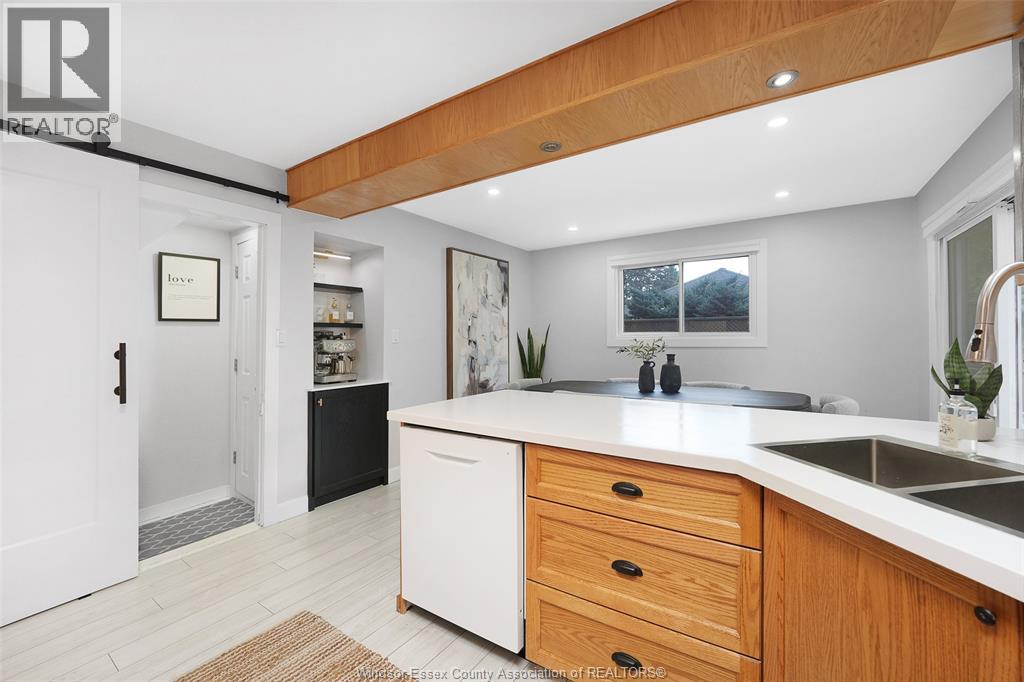 1331 CLOVELLY DRIVE - Image 30