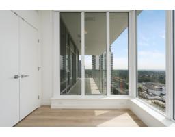2807 9675 King George Boulevard, Surrey, BC V3T0T7 Photo 13