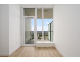 2807 9675 King George Boulevard, Surrey, BC V3T0T7 Photo 9