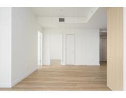 2807 9675 King George Boulevard, Surrey, BC V3T0T7 Photo 22