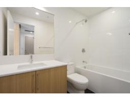 2807 9675 King George Boulevard, Surrey, BC V3T0T7 Photo 7