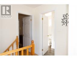 12 Lakeview Place thumbnail 14