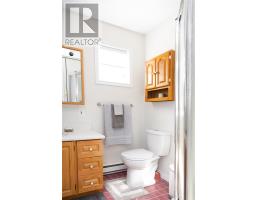 12 Lakeview Place thumbnail 18