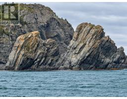 73 Beach Avenue thumbnail 17