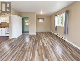 73 Beach Avenue thumbnail 7