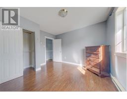 18 Mountainview Road thumbnail 12
