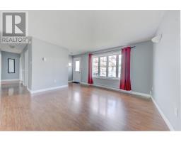 18 Mountainview Road thumbnail 4