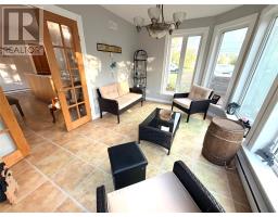 379 Grenfell Heights thumbnail 17