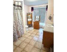 379 Grenfell Heights thumbnail 26