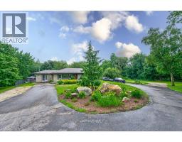 Primary Bedroom - 1543 Townline Road, Cambridge, ON N1T2J3 Photo 6