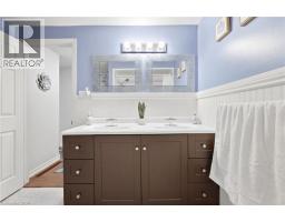 10 Courtland Avenue, Hamilton, ON L9C5Z2 Photo 18
