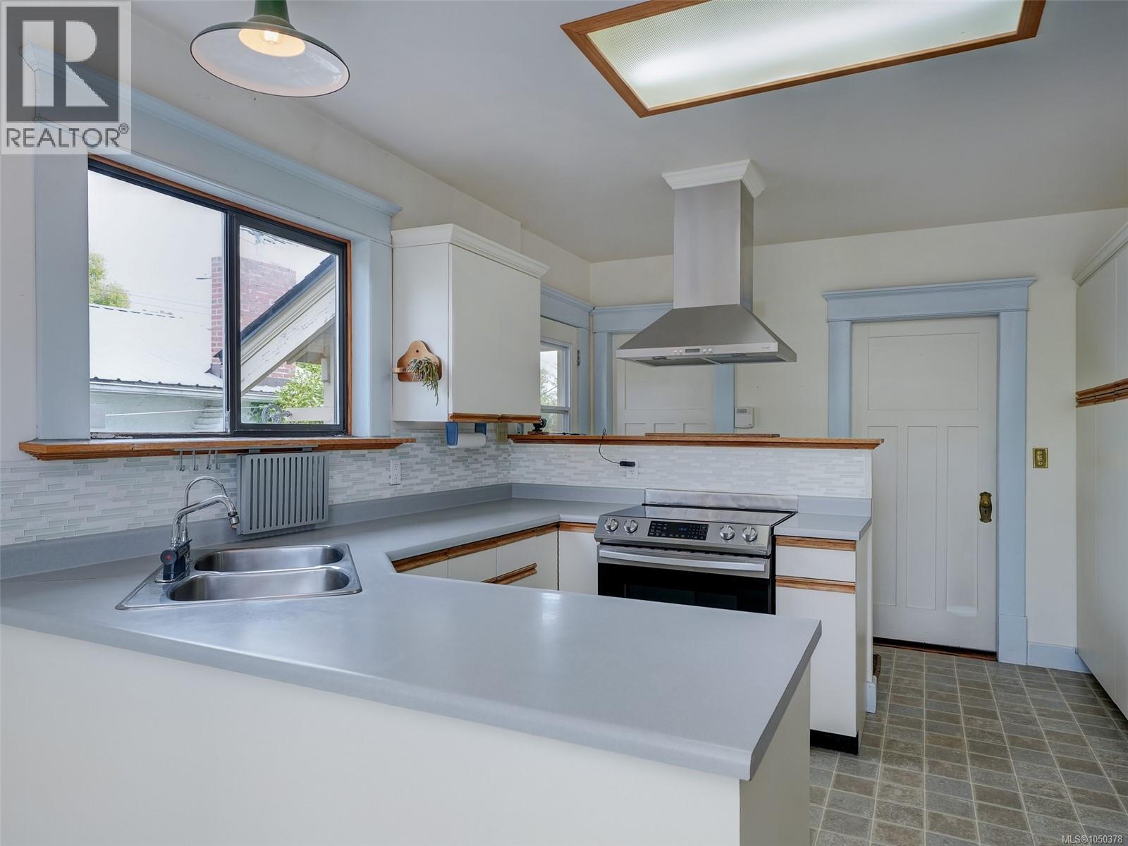  1956 Ashgrove Street, Victoria
