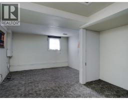 Living room - 1956 Ashgrove St, Victoria, BC V8R4N7 Photo 16