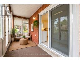 Bathroom - 146 Montrose Avenue, Toronto, ON M6J2T7 Photo 15