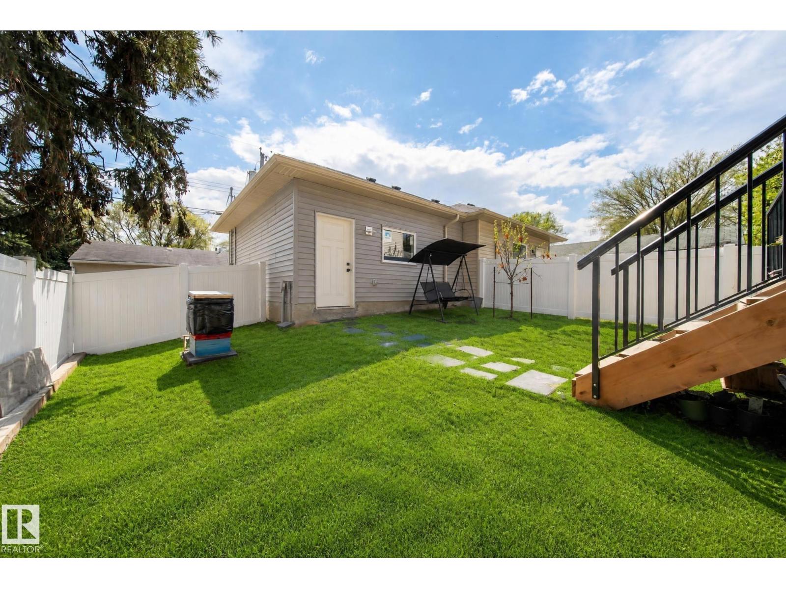 9111 65 AV NW - Image 37