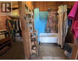 1462 Walters Lake Road, Horsefly, BC V0L1L0 Photo 31