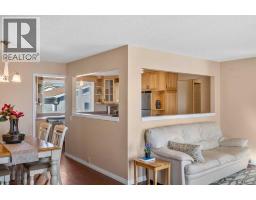 4pc Bathroom - 244 Cantrell Drive Sw, Calgary, AB T2W2K6 Photo 8