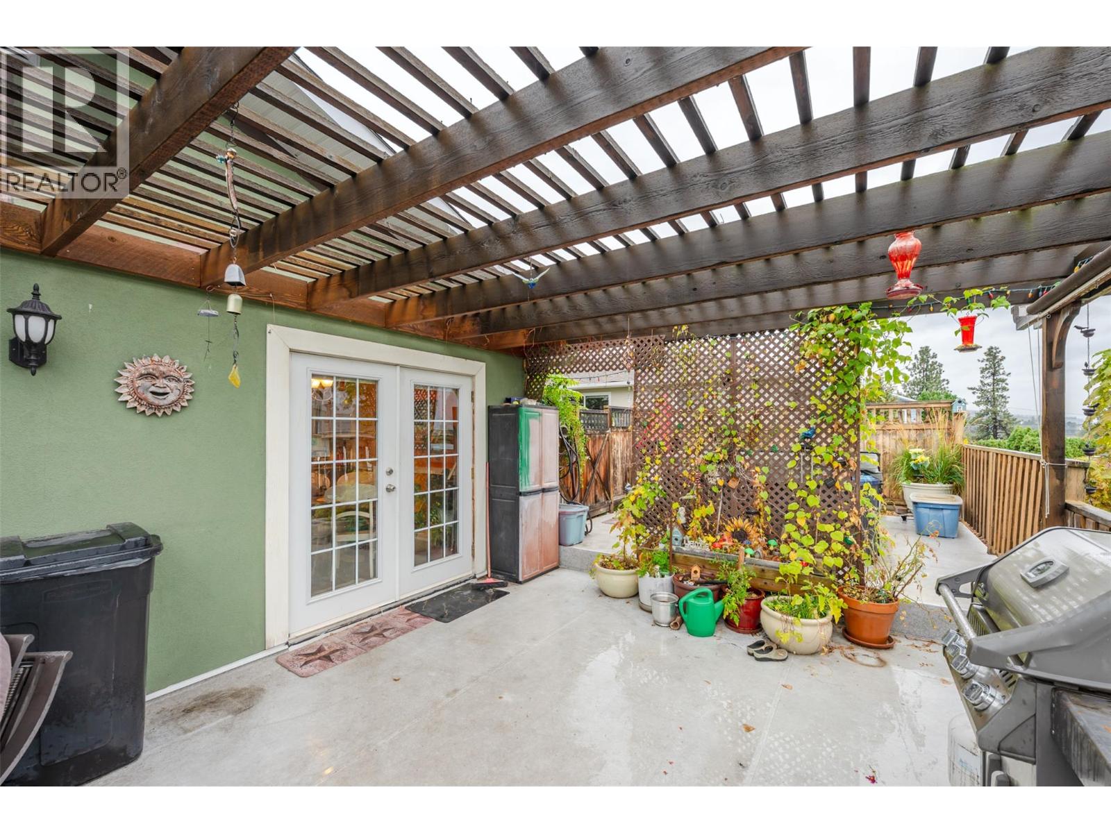 902 Maccleave Avenue - 12