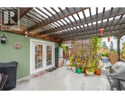 4pc Bathroom - 902 Maccleave Avenue, Penticton, BC V2A3C5 Photo 12