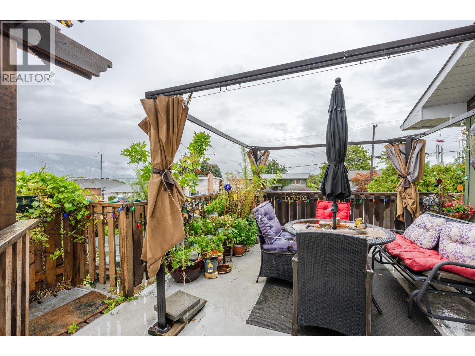 902 Maccleave Avenue - 10
