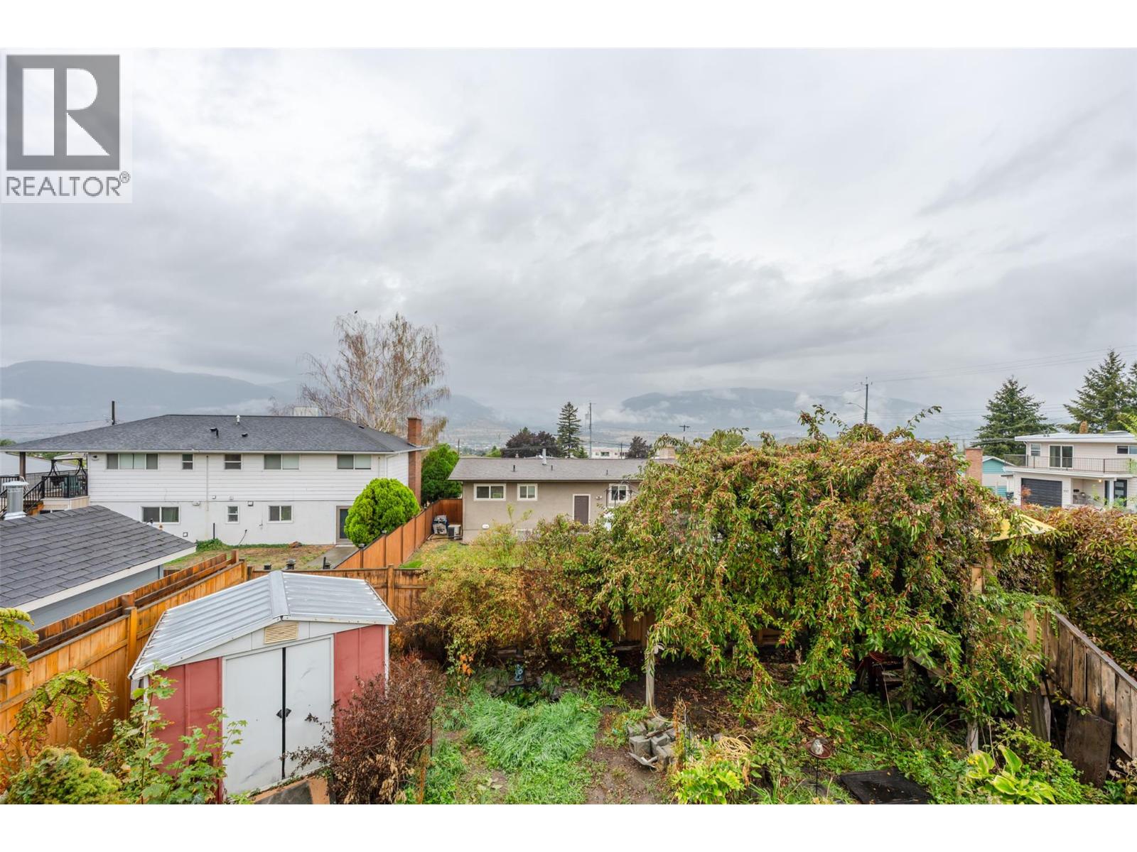 902 Maccleave Avenue - 16