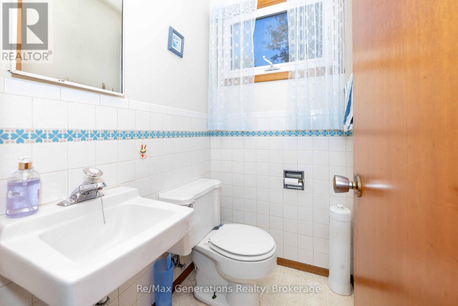 235 MAPLE AVENUE - 11