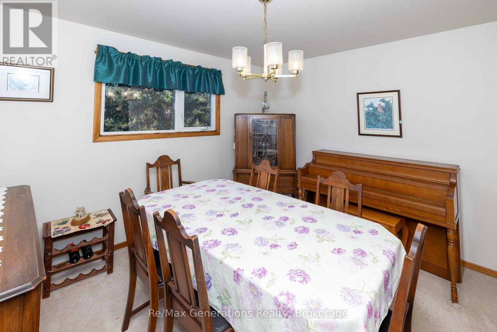 235 MAPLE AVENUE - Image 6