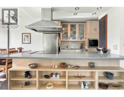 605 1725 Pendrell Street, Vancouver, BC V6G2X7 Photo 11