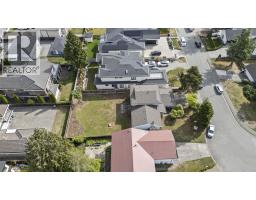 4391 Deerfield Crescent, Richmond, BC V6X2Y4 Photo 9