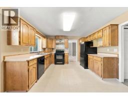 21583 126 Avenue, Maple Ridge, BC V4R2H1 Photo 8