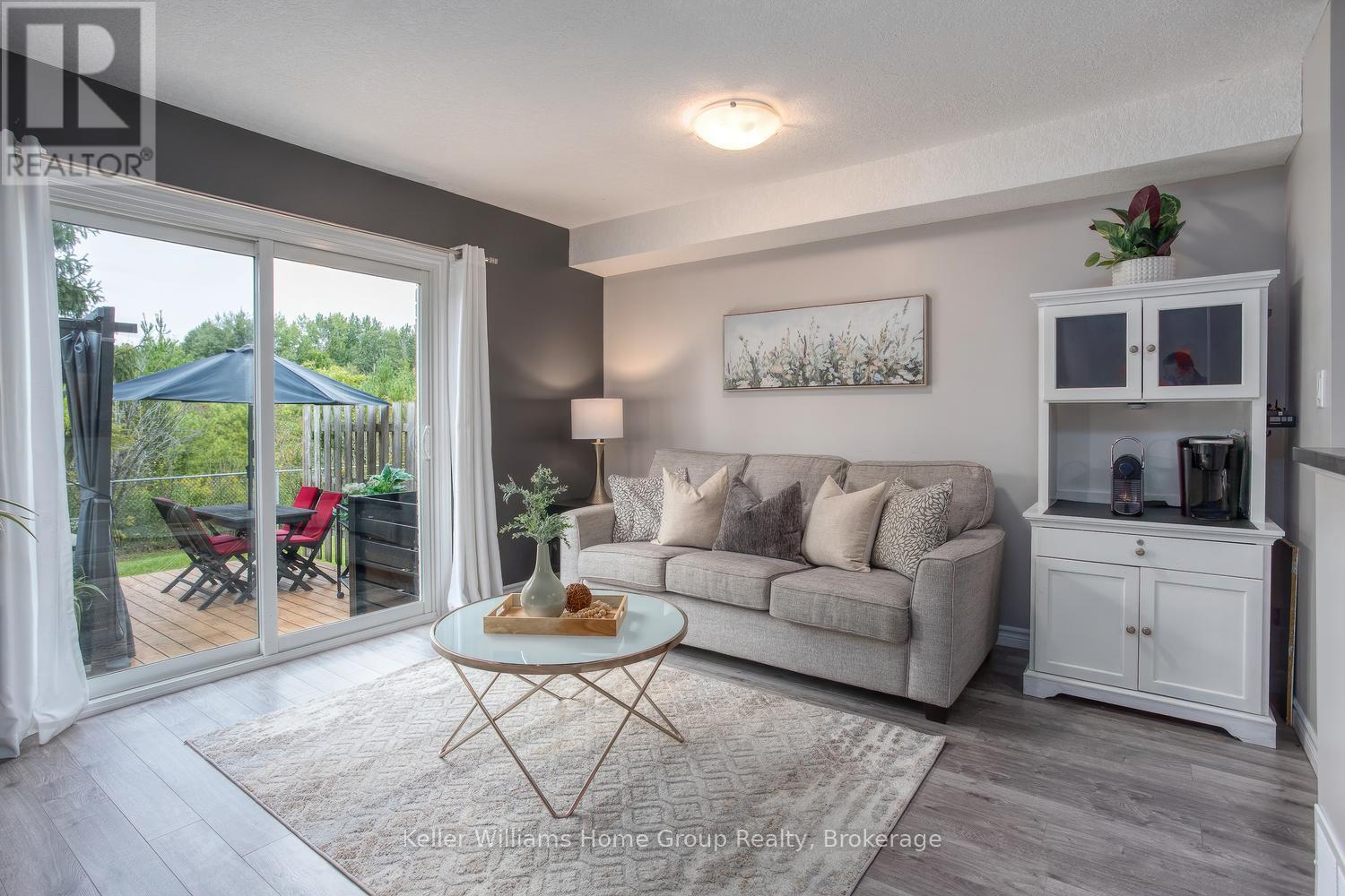 #21 30 IMPERIAL ROAD S - Image 12