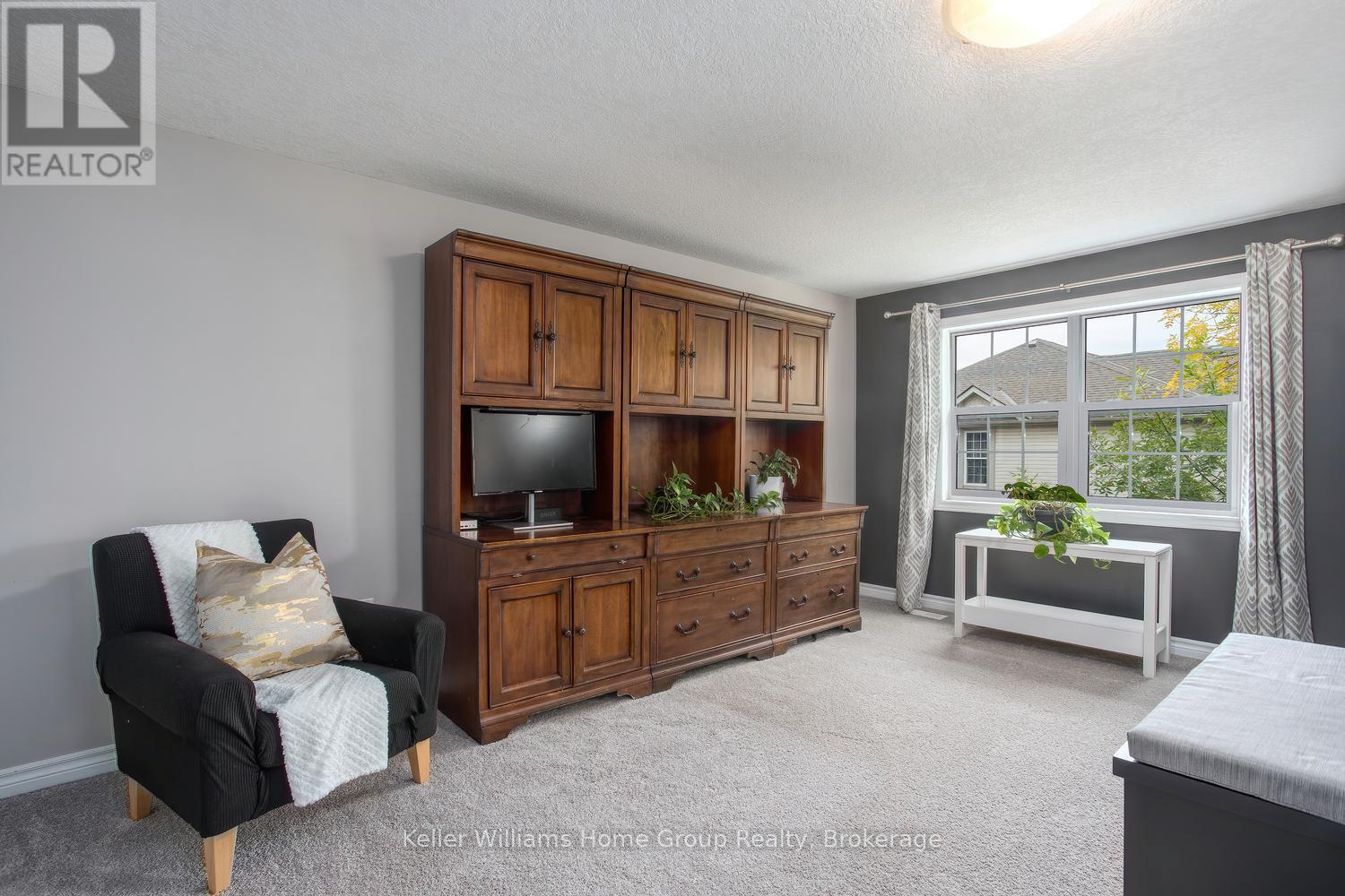 #21 30 IMPERIAL ROAD S - Image 13