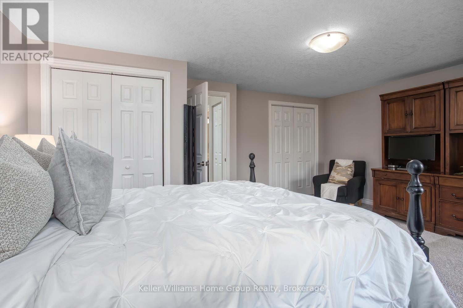 #21 30 IMPERIAL ROAD S - Image 19