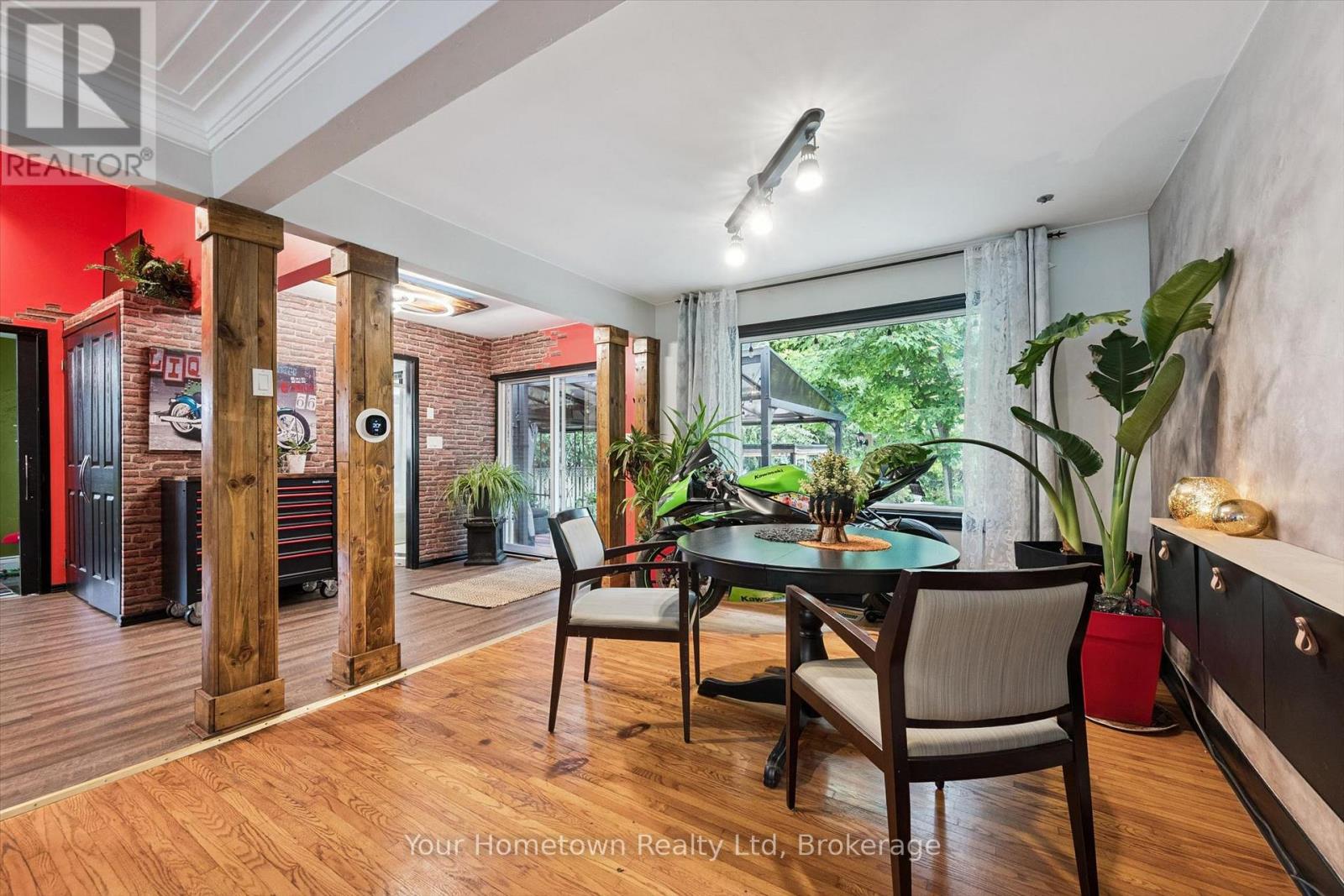 471 GARAFRAXA STREET E - 11
