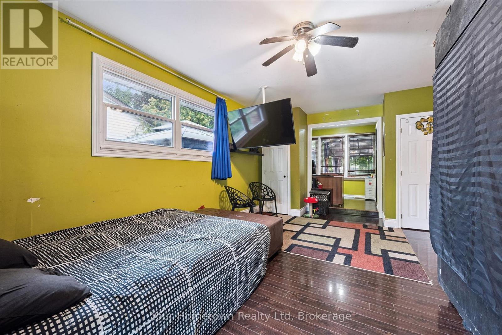 471 GARAFRAXA STREET E - Image 19