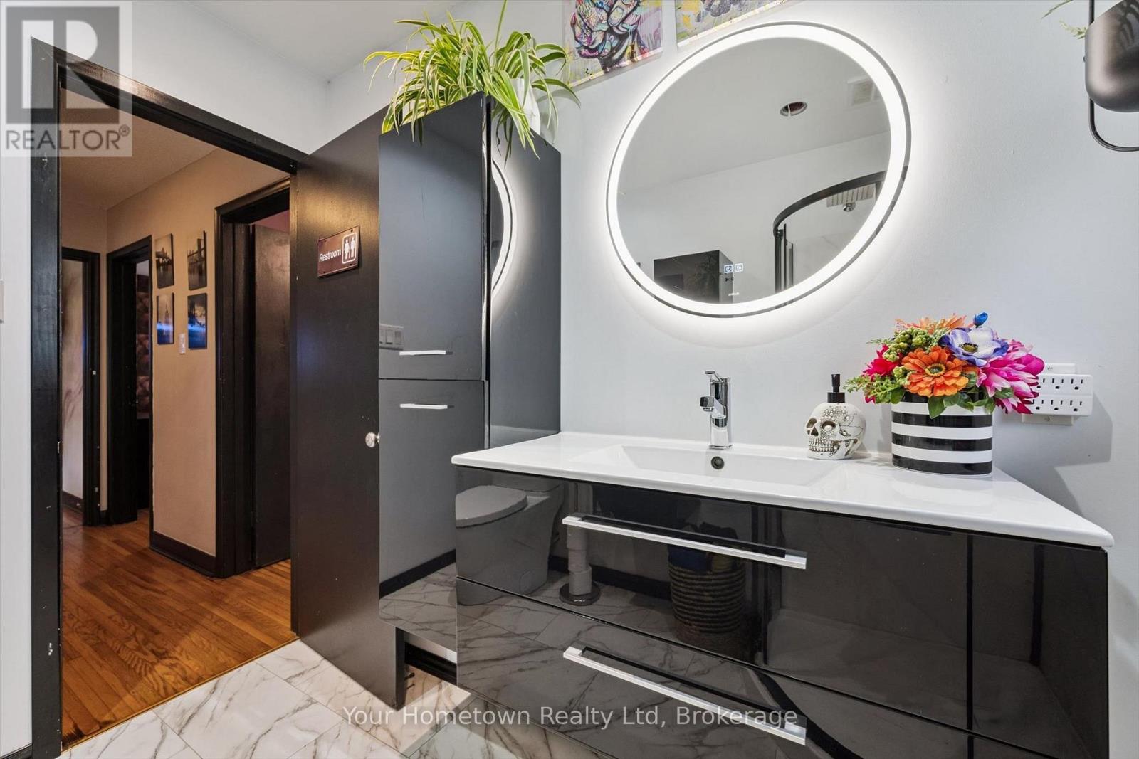 471 GARAFRAXA STREET E - 31