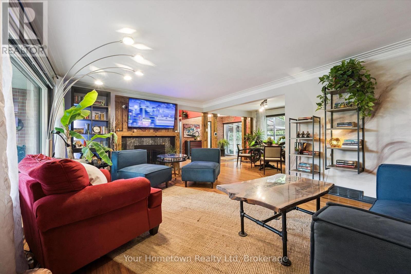 471 GARAFRAXA STREET E - Image 7