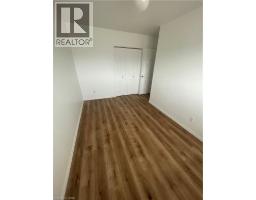 124 Avalon Place, Kitchener, ON N2M4N7 Photo 13