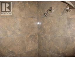 124 Avalon Place, Kitchener, ON N2M4N7 Photo 16